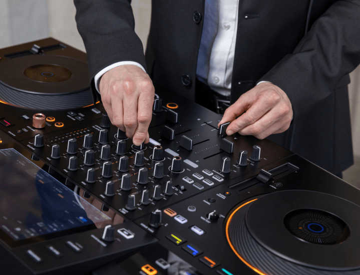 OPUS-QUAD_playback of 4 deck