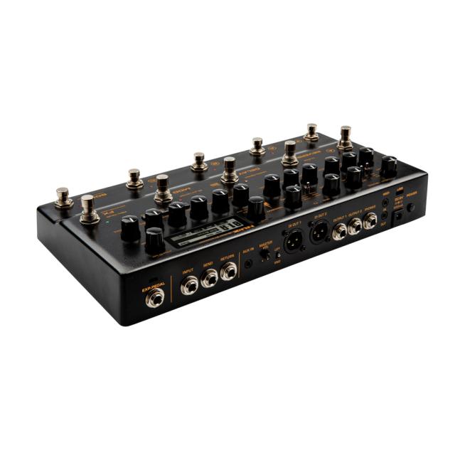 Pedaliera modeler per chitarra