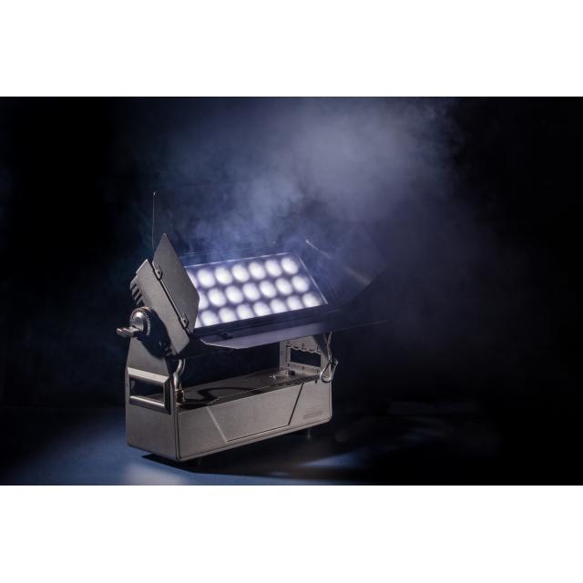 Proiettore waterproof Moodwave 24 pro con 24 LED da 20W RGBW
