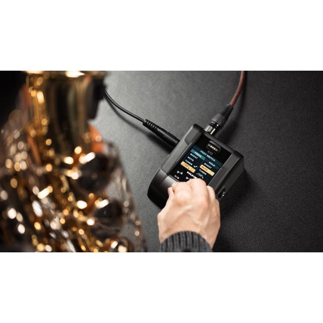 Wirelss system for wind instruments