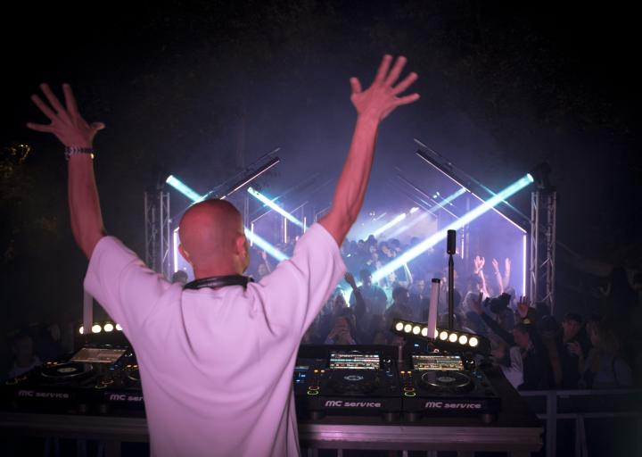 EMF Lightning Experience 2026