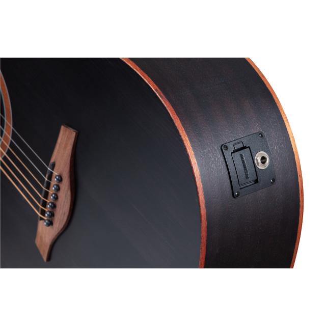 Chitarra acustica dreadnought amplificata con armrest in mogano