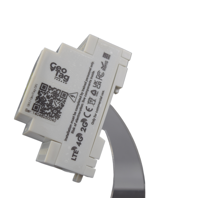 Tracker GPS su guida DIN & 1 anno di abbonamento a piattaforma di localizzazione GPS