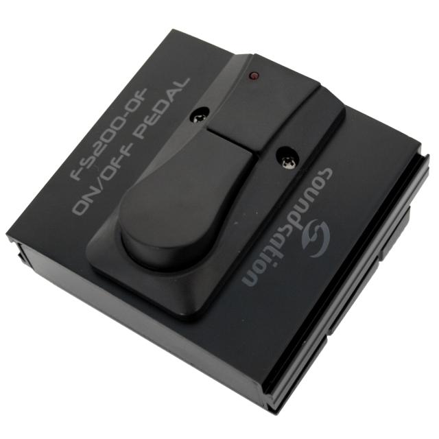 On/off pedal for guitar with led indicator