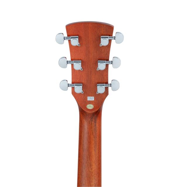 Dreadnought cutaway acoustic guitar w/preamp