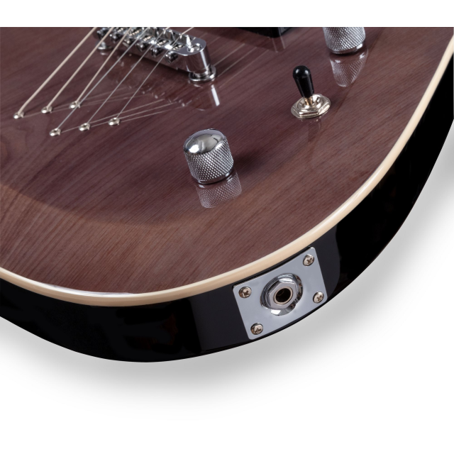 Chitarra elettrica con doppio Humbucker Wilkinson e meccaniche autobloccanti