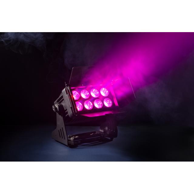 Faro wash a batteria 8x15W IP65