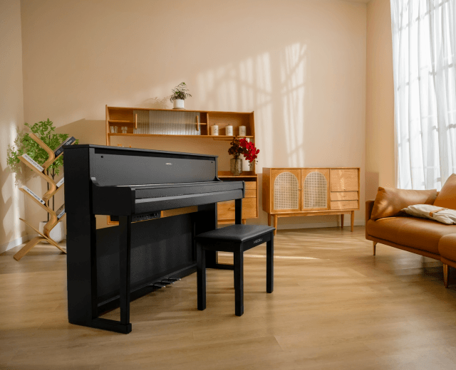 Medeli UP605 - Upright digital piano