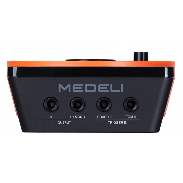 Compact and elegant Digital Drum with a MESH 10" Snare drum and three 8" MESH Tom