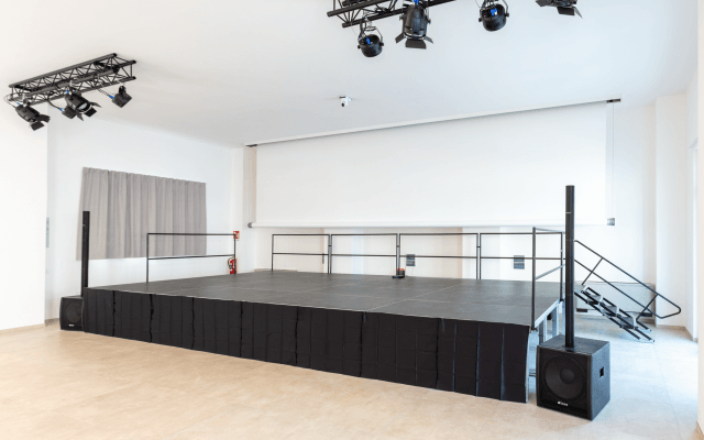 Centolight now offers platforms, stages and accessories!