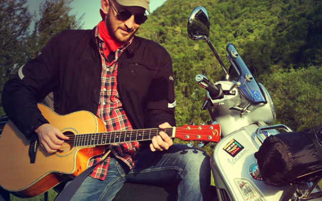 A "Rebel Tour" on Vespa