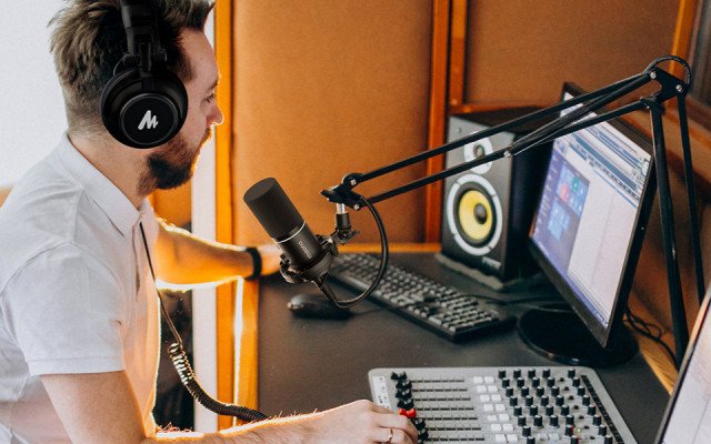 MAONO PD200X - XLR/USB Dynamic Microphone