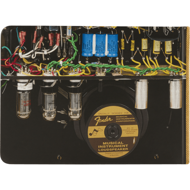 Fender™ Custom Deluxe™ Tweed Amp Notebook