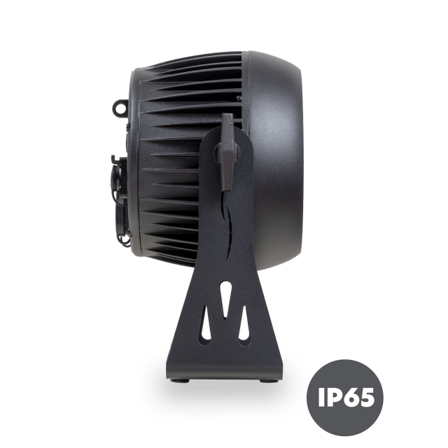 Set 8 fari IP56 a batteria 6x20W in flight case con ricarica integrata