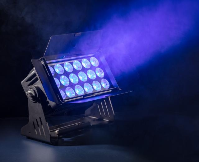 Centolight MoodMaster 18: la libertà della batteria per un Wash tutto fare