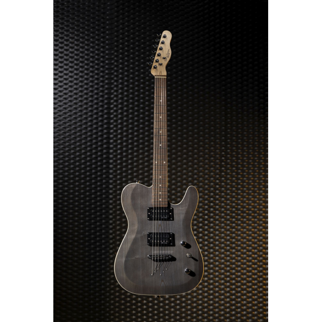 Chitarra elettrica con doppio Humbucker Wilkinson e meccaniche autobloccanti