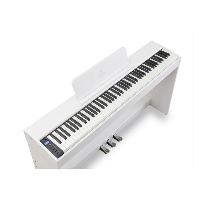 Home Digital Piano with hammer action keys