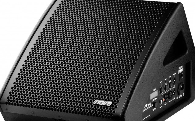Compact, versatile, powerful: Nova KD12 monitor and fullrange speaker