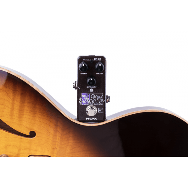 Mini Super Chorus stompbox (Chorus, Flanger, Pitch Modulation)