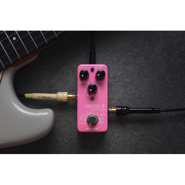 Mini Chorus stompbox