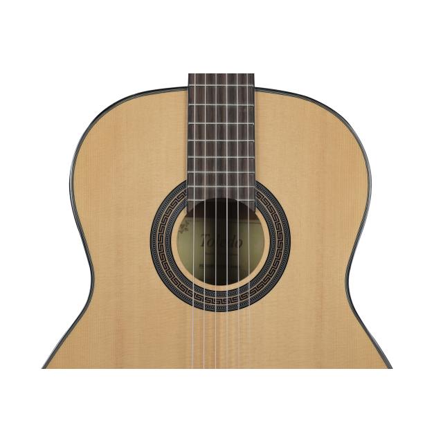Chitarra classica 4/4 con top solido in abete - Glossy