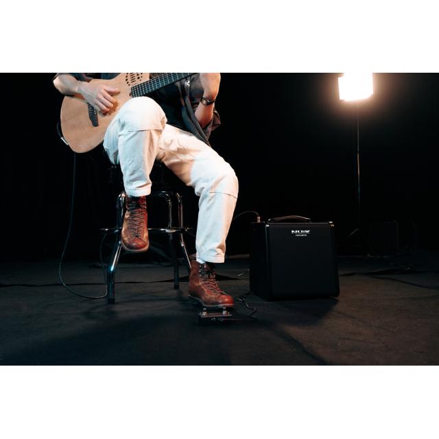 Amplificatore per chitarra acustica con Drum&Loop (60W RMS)