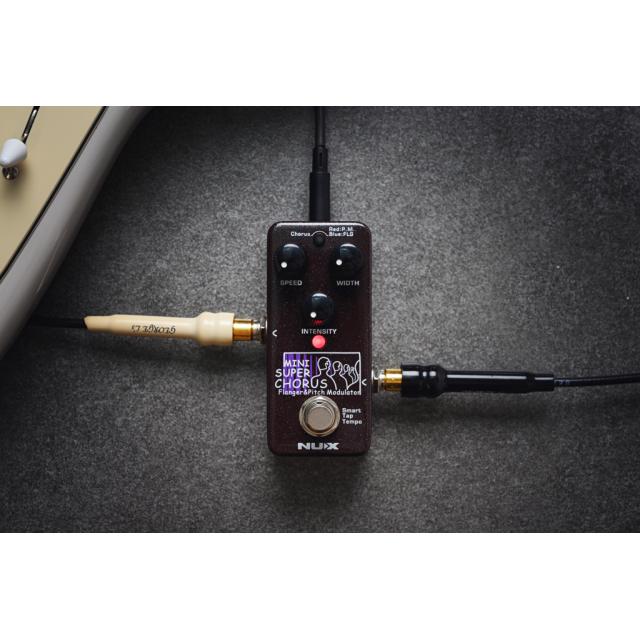 Pedale Mini Super Chorus (Chorus, Flanger, Pitch Modulation)