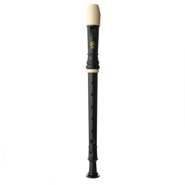 Soprano recorder with english fingering and double holes