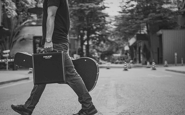 STAGEMAN II CHARGE AC-80: BE HEARD ANYWHERE, CLEAR AND LOUD!