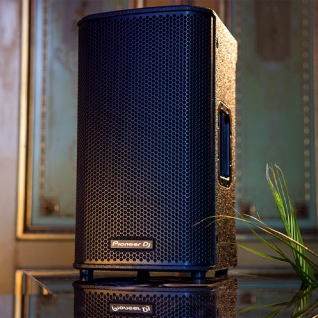 10” full-range active loudspeaker