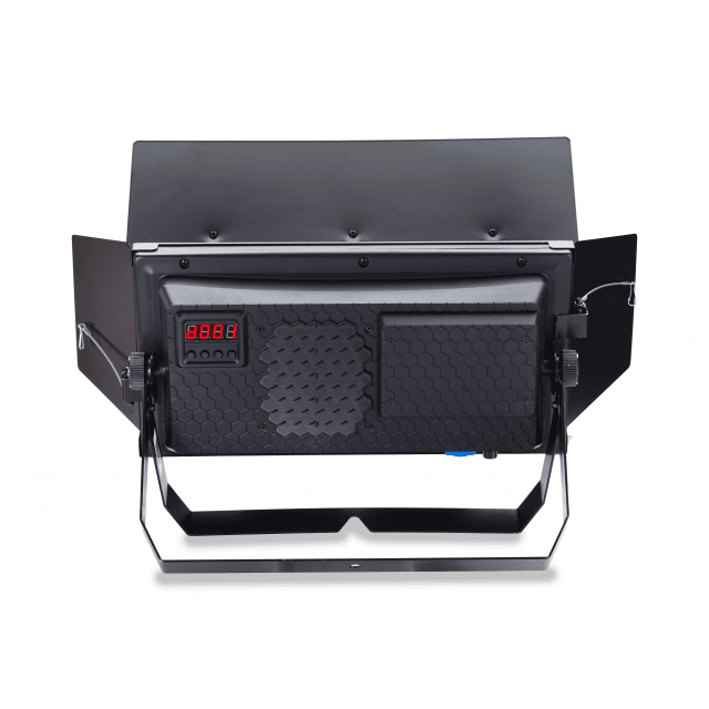 36 x 10W RGBW 4in1 LED Washer with Barndoor