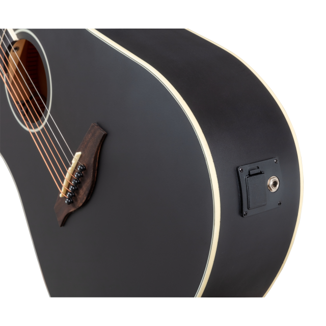 Dreadnought cutaway acoustic guitar w/preamp