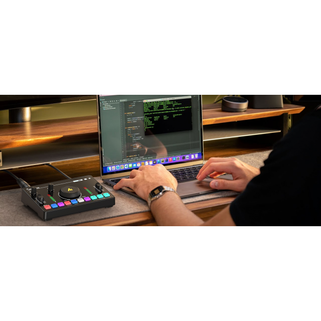 Mixer ed Interfaccia Audio Maonocaster