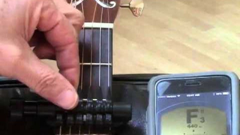 SpiderCapo Fine Tuning Individual Strings | SpiderCapo Official