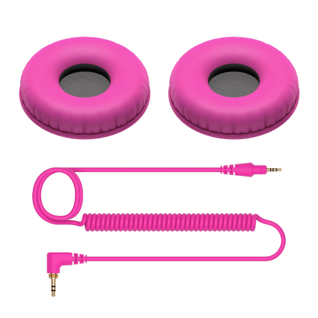 Color variation coiled cable and ear pads for HDJ-CUE1