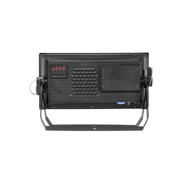 High Brightness RGB LED Strobe & Wash Light with barndoor