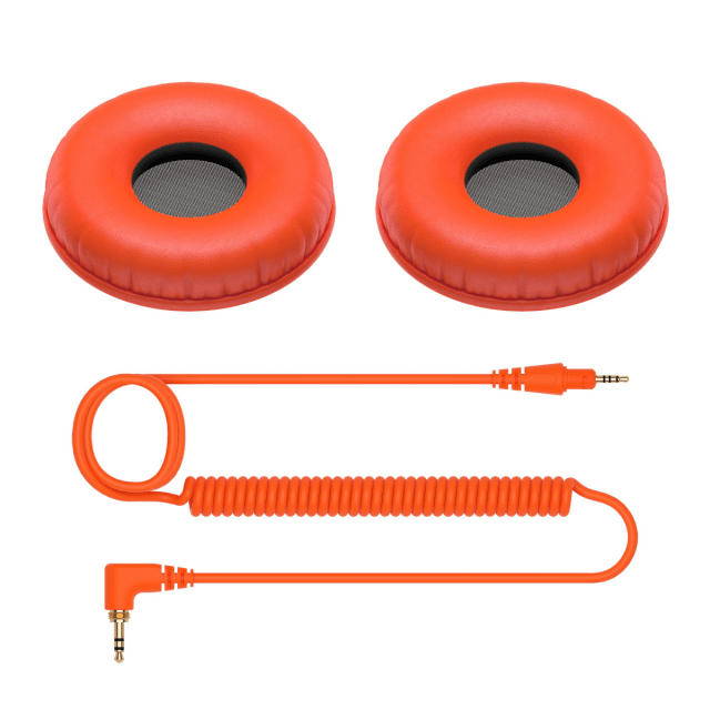 Color variation coiled cable and ear pads for HDJ-CUE1