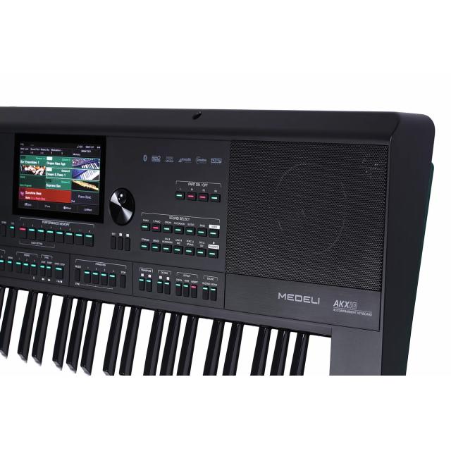 Tastiera Arranger/Workstation a 61 tasti con sensibiltà al tocco.