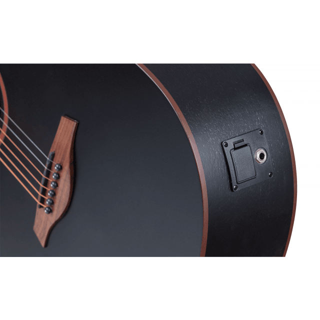 Dreadnought cutaway acoustic guitar w/preamp